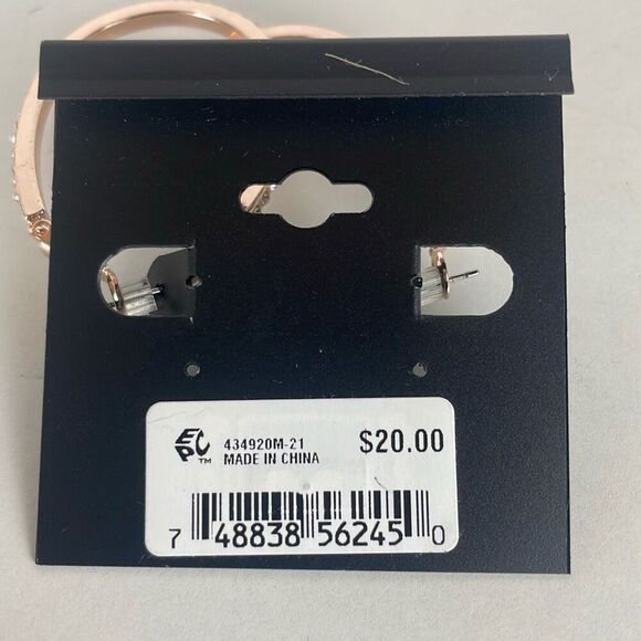 NEW Guess Rose Gold Colored Rhinestone Accent Hoop Pierced Earrings - Picture 4 of 8